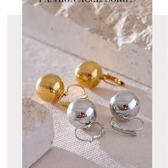 Vintage Retro Gold Ball 18K Gold Stainless Steel Waterproof Large Earrinngs - Picture 15 of 17
